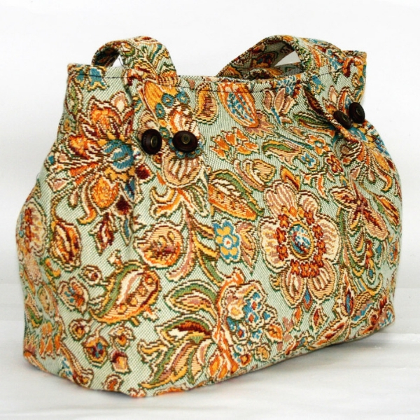 Летняя сумочка и легкий рюкзачок из гобеленовой ткани