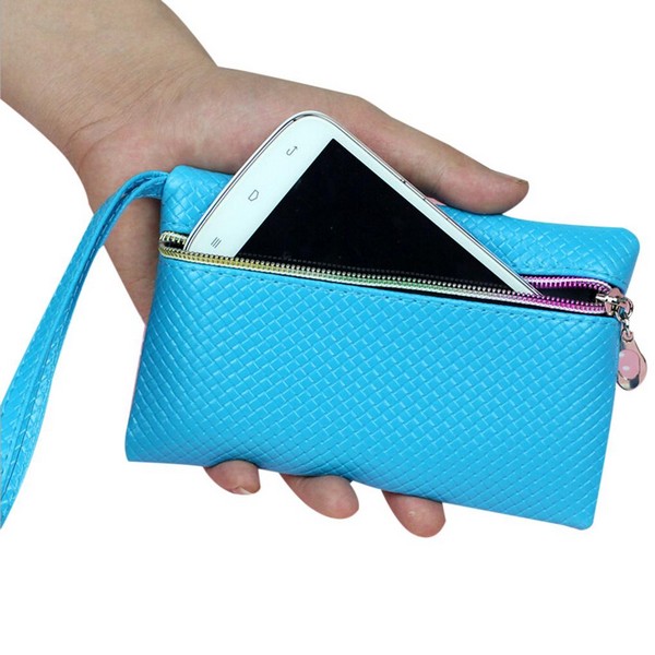 Голубая сумочка для телефона